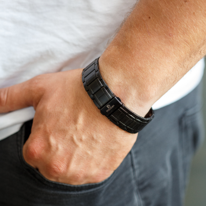5 Trendy Magnetic Bracelets to choose for Men and Women